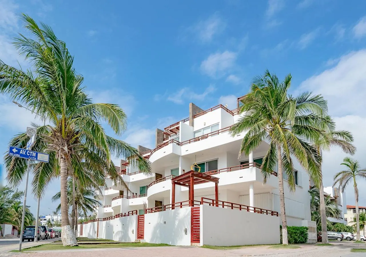 Steps To The Beach, 2 Bed Apt At Casa Del Mar With Rooftop Pool - Condo Clara Playa del Carmen Mexico