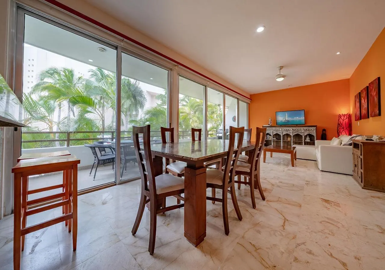 Holiday home Steps To The Beach, 2 Bed Apt At Casa Del Mar With Rooftop Pool - Condo Clara Playa del Carmen
