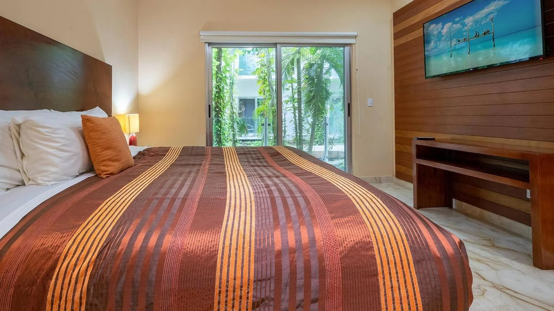 Casa vacanze Beachside Condo With 2 Bedroom Rooftop, Pool - At Casa Del Mar, Condo Clara Playa del Carmen Messico